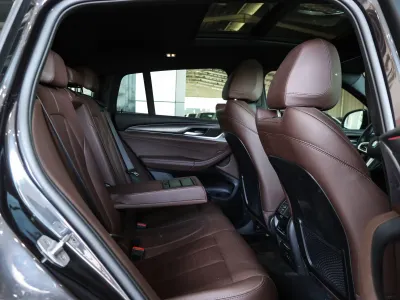 2025 BMW X Series 4 Mkit