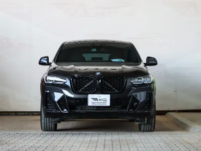 2025 بي ام دبليو الفئة اكس 4 ام كت