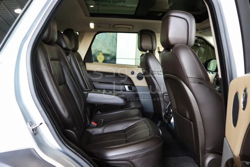 2019 Land Rover Range Rover Sport HSE