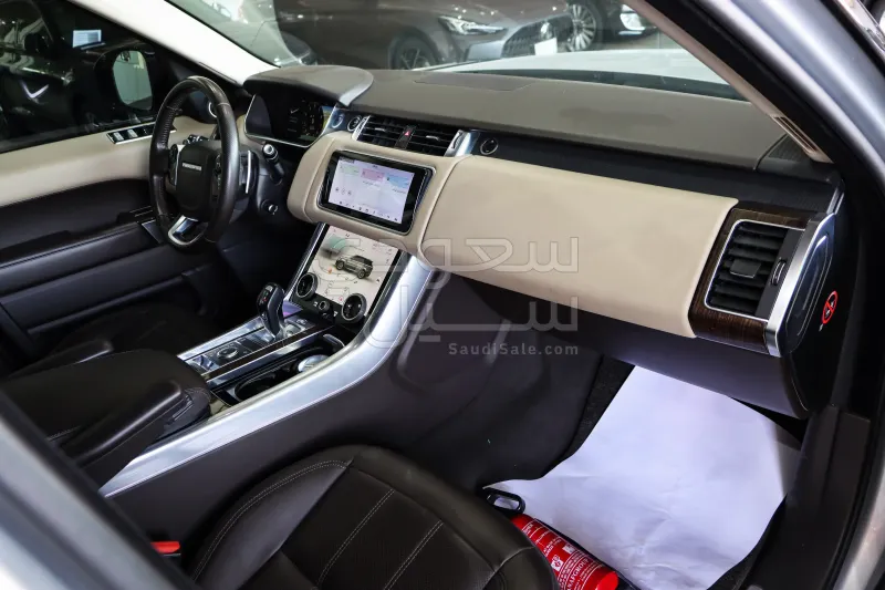 2019 Land Rover Range Rover Sport HSE