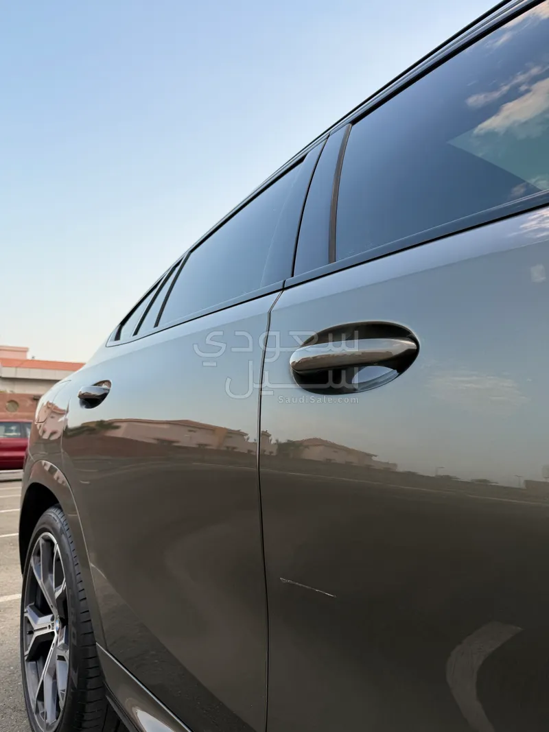 2021 بي ام دبليو الفئة اكس 6 إم كت