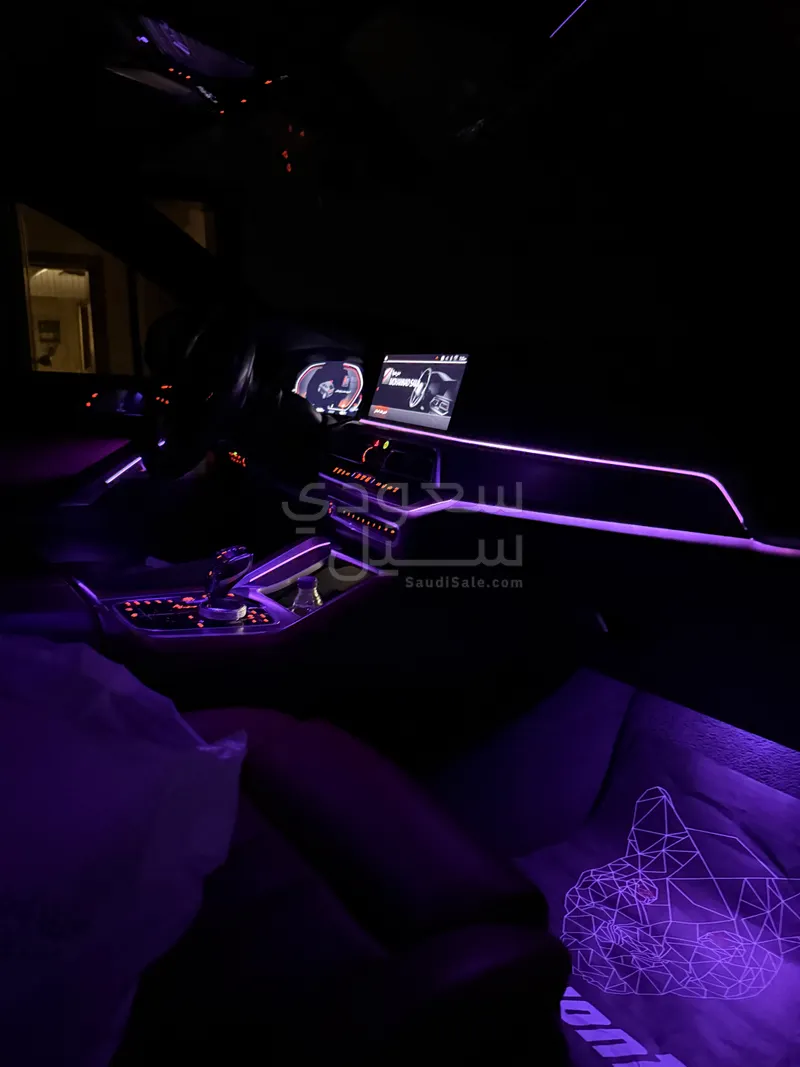 2021 بي ام دبليو الفئة اكس 6 إم كت