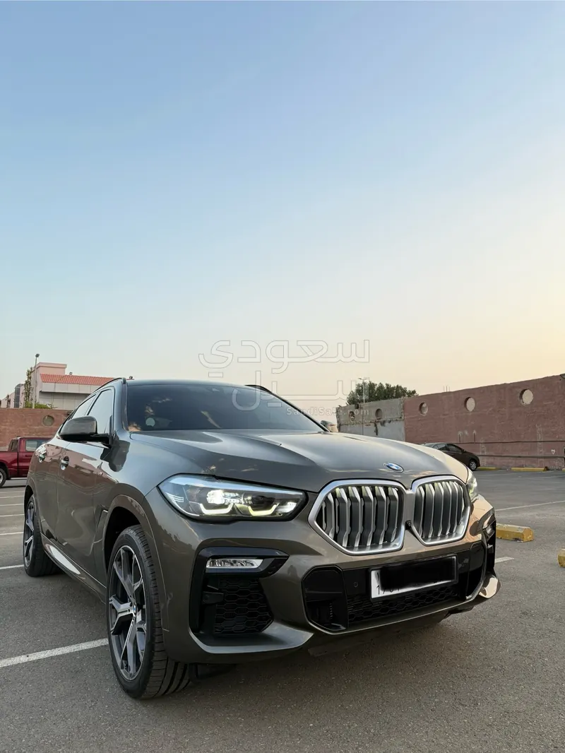 2021 بي ام دبليو الفئة اكس 6 إم كت