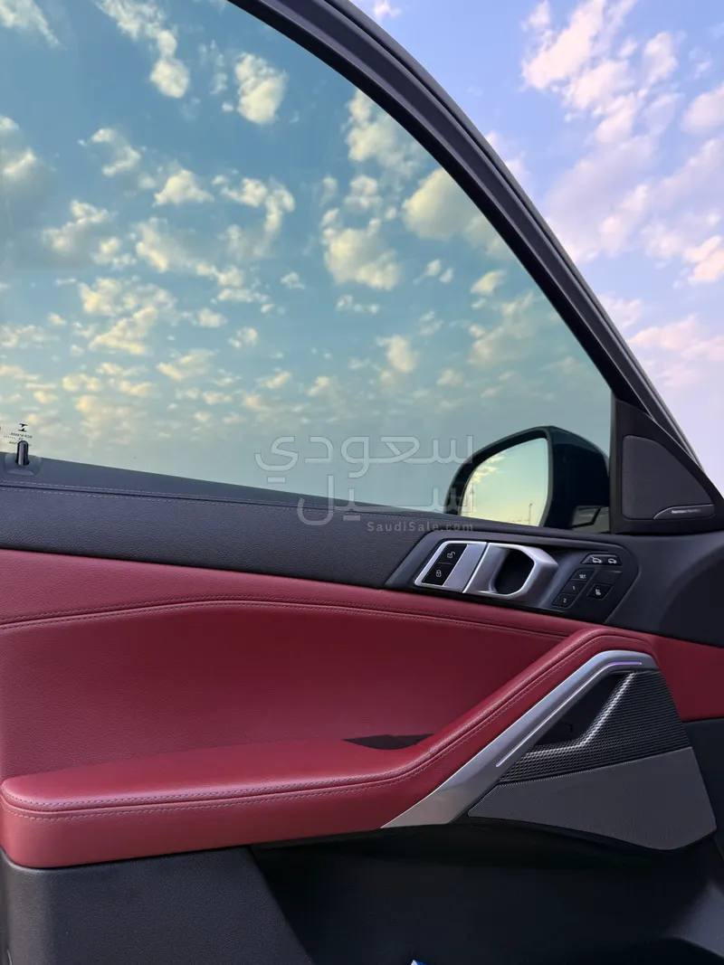 2021 بي ام دبليو الفئة اكس 6 إم كت