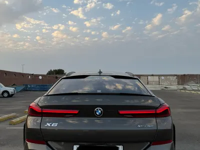 2021 بي ام دبليو الفئة اكس 6 إم كت