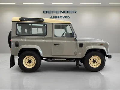 2012 لاند روفر ديفيندر 90