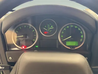 2012 لاند روفر ديفيندر 90