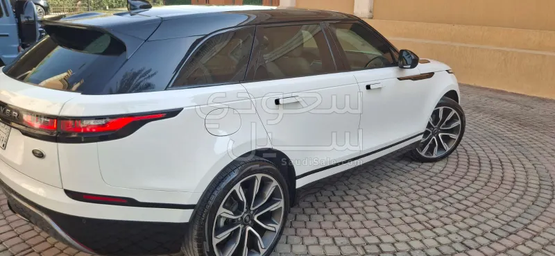 2023 لاند روفر رينج روفر فيلار أر - دايناميك