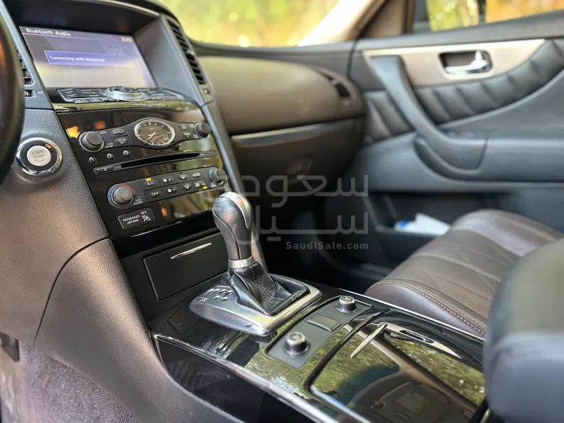 2019 انفينيتي كيو اكس 70