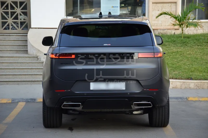 2024 لاند روفر رينج روفر سبورت اتش اس اي