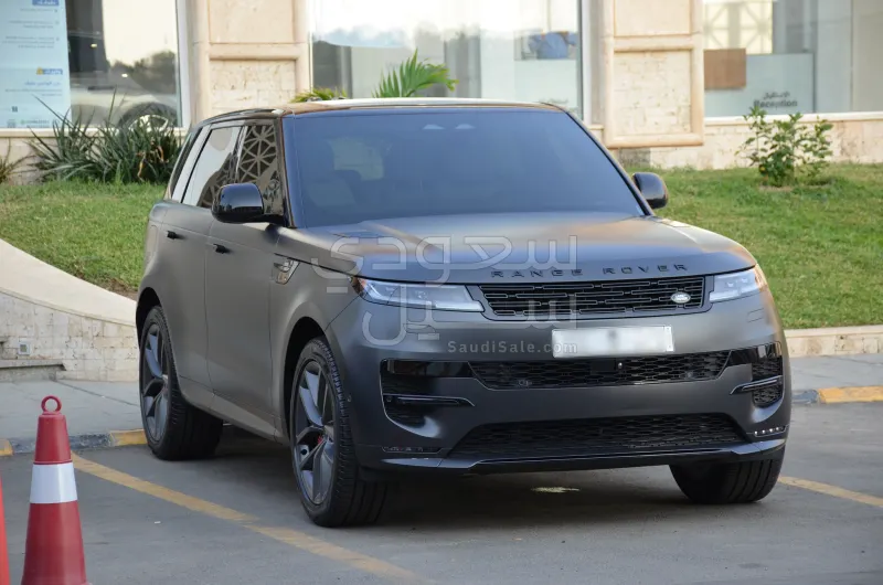 2024 لاند روفر رينج روفر سبورت اتش اس اي