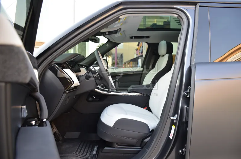 2024 لاند روفر رينج روفر سبورت اتش اس اي