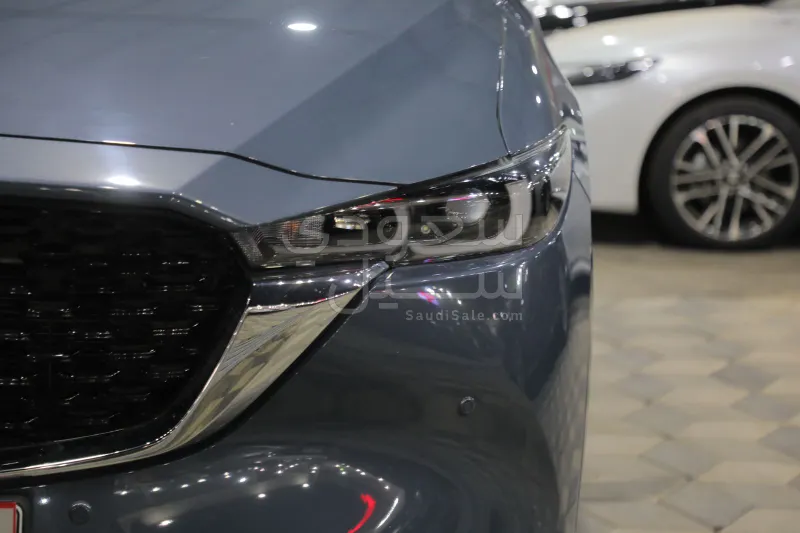 2025 مازدا سي اكس 5