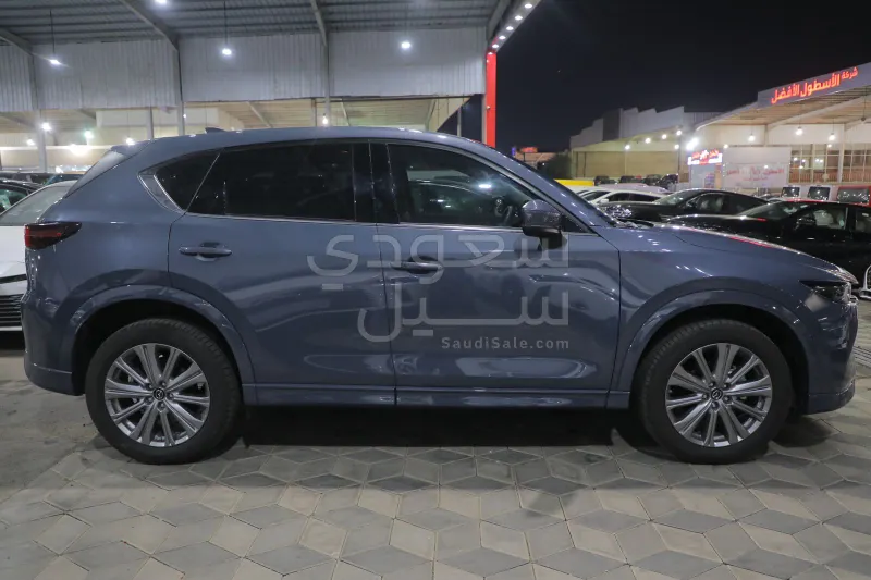 2025 مازدا سي اكس 5