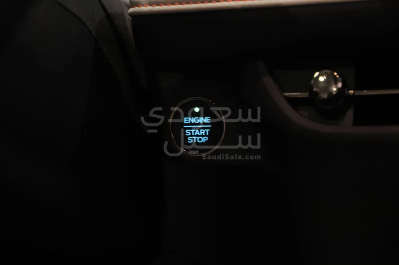 2025 فورد توروس تايتينيوم