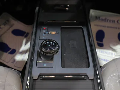 2025 فورد توروس تايتينيوم