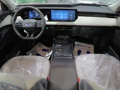 2025 فورد توروس تايتينيوم