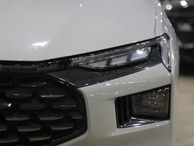 2025 فورد توروس تايتينيوم