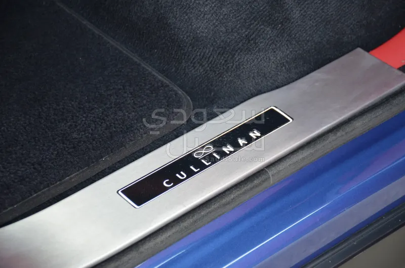 2021 رولز رويس كولينان بلاك بادج