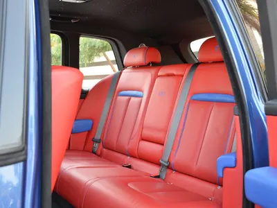 2021 رولز رويس كولينان بلاك بادج