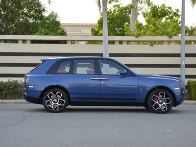 2021 رولز رويس كولينان بلاك بادج