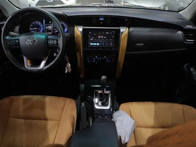 2025 تويوتا فورشنر جي اكس