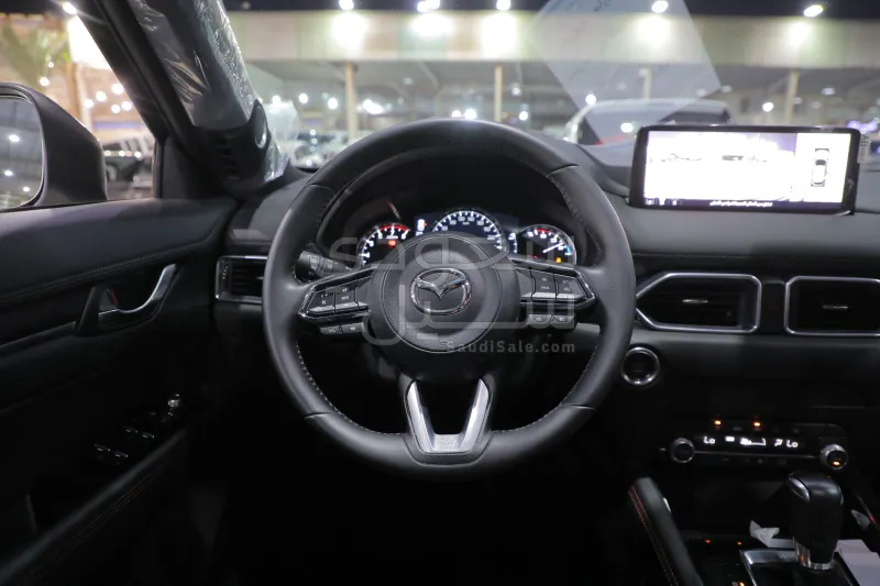 2025 مازدا سي اكس 5