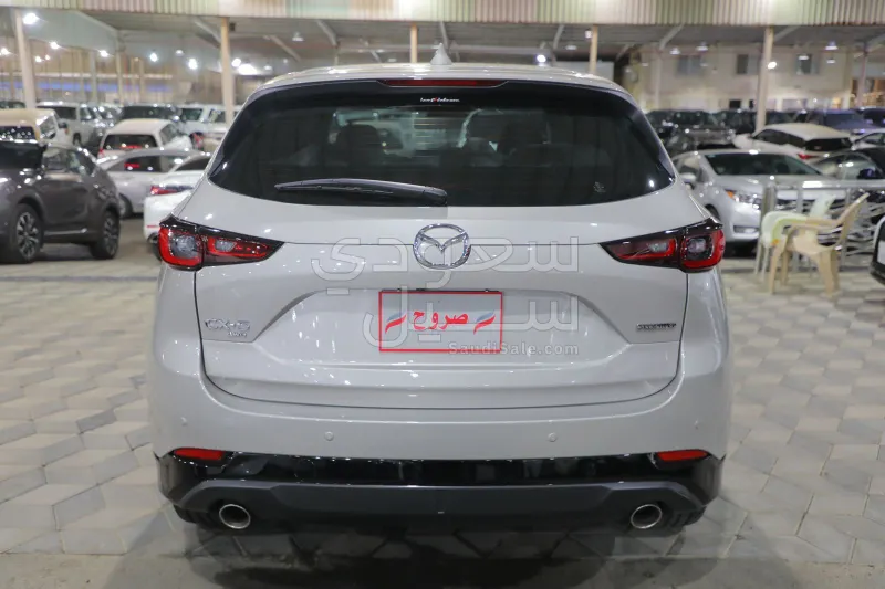 2025 مازدا سي اكس 5