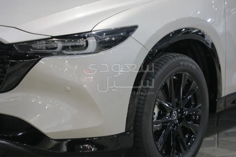 2025 مازدا سي اكس 5