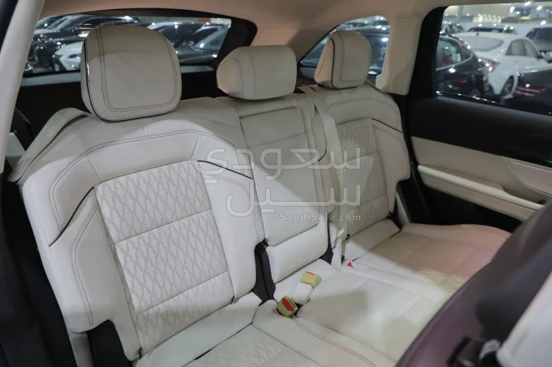 2025 لنكولن نوتيلوس