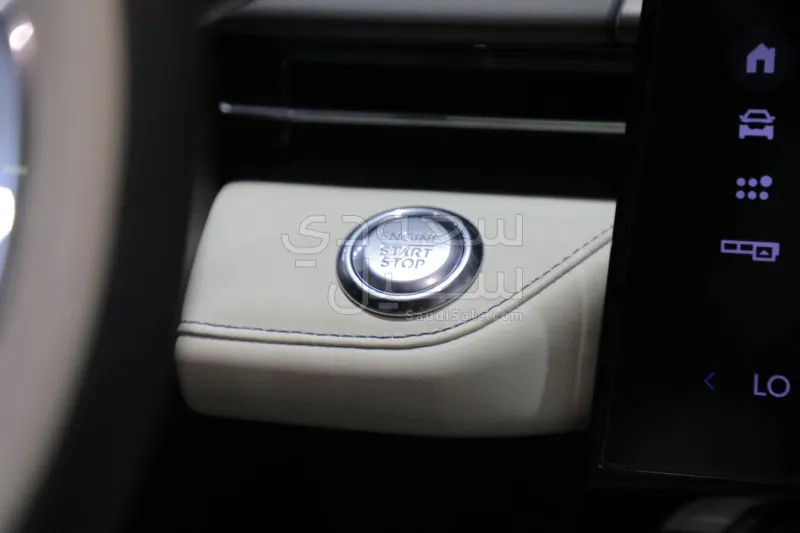 2025 لنكولن نوتيلوس