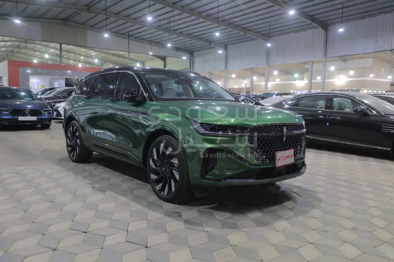 2025 لنكولن نوتيلوس