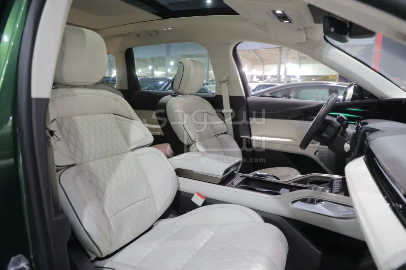 2025 لنكولن نوتيلوس