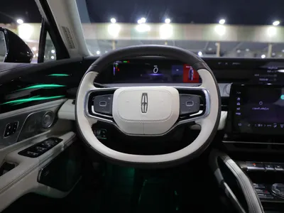 2025 لنكولن نوتيلوس