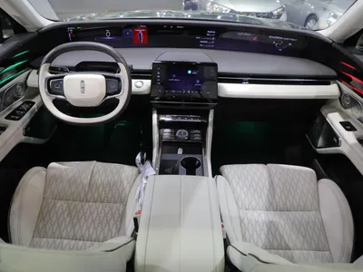 2025 لنكولن نوتيلوس