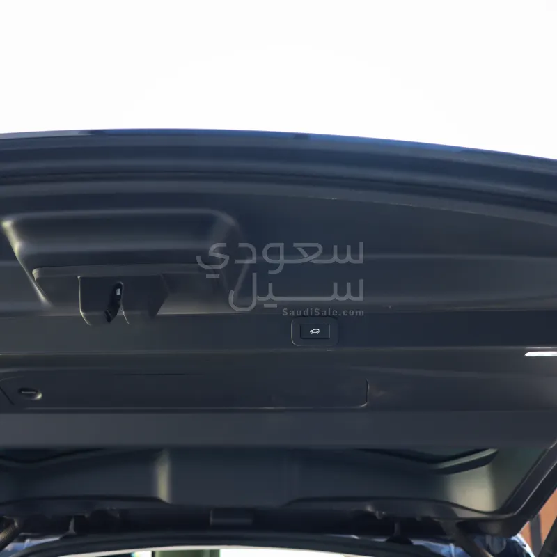 2025 لاند روفر رينج روفر فوج اوتوبيوغرافي