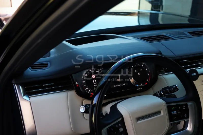 2025 لاند روفر رينج روفر فوج اوتوبيوغرافي