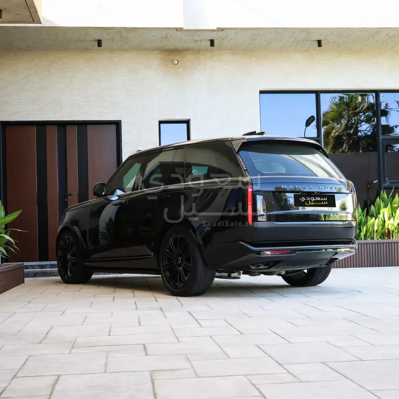 2025 لاند روفر رينج روفر فوج اوتوبيوغرافي