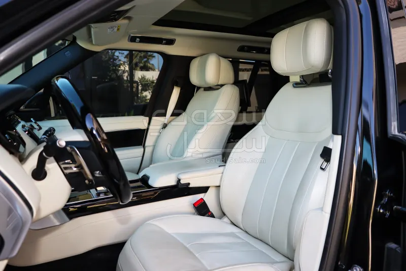 2025 لاند روفر رينج روفر فوج اوتوبيوغرافي