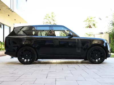 2025 لاند روفر رينج روفر فوج اوتوبيوغرافي