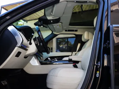 2025 لاند روفر رينج روفر فوج اوتوبيوغرافي