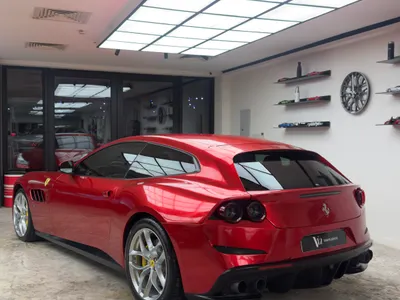 2017 فيراري جي تي سي 4 لوسو