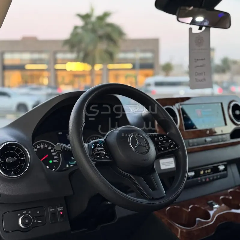 2020 مرسيدس - بنز سبرنتر