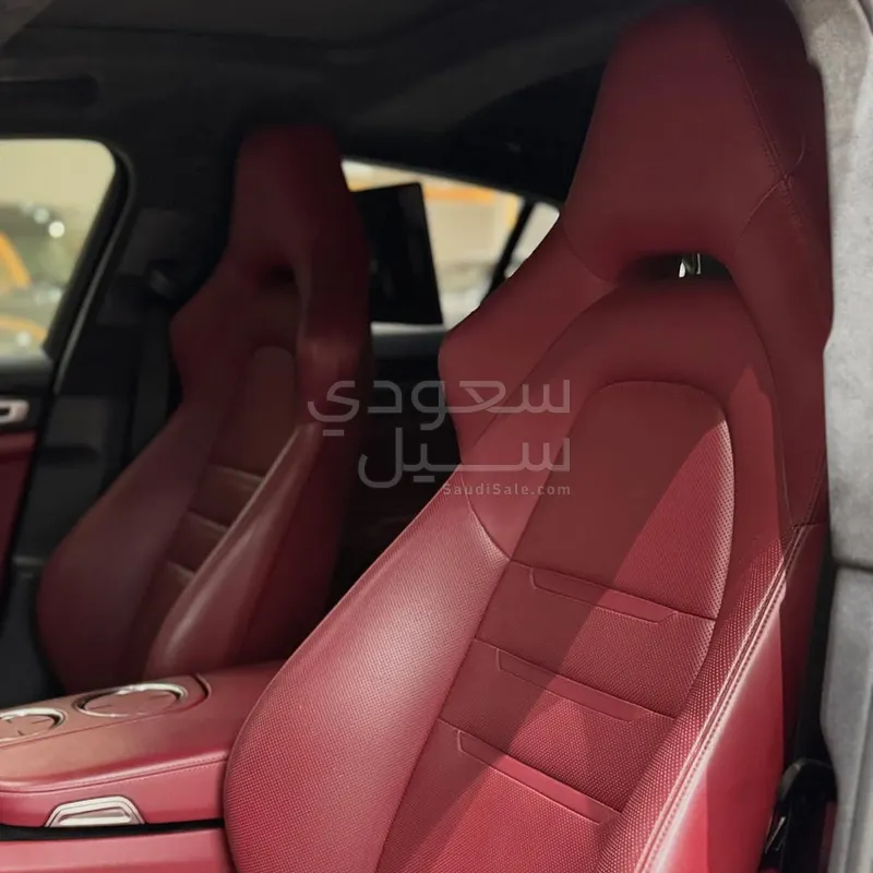 2022 بورش بانميرا جي تي اس