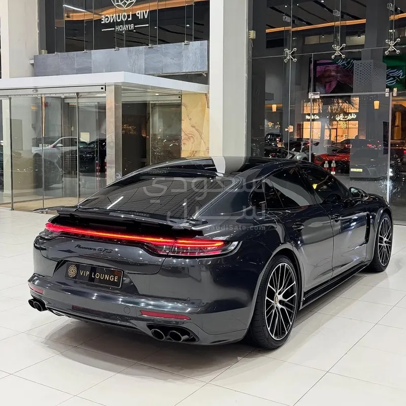 2022 بورش بانميرا جي تي اس