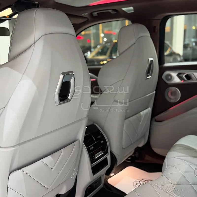 2023 بي ام دبليو اكس ام