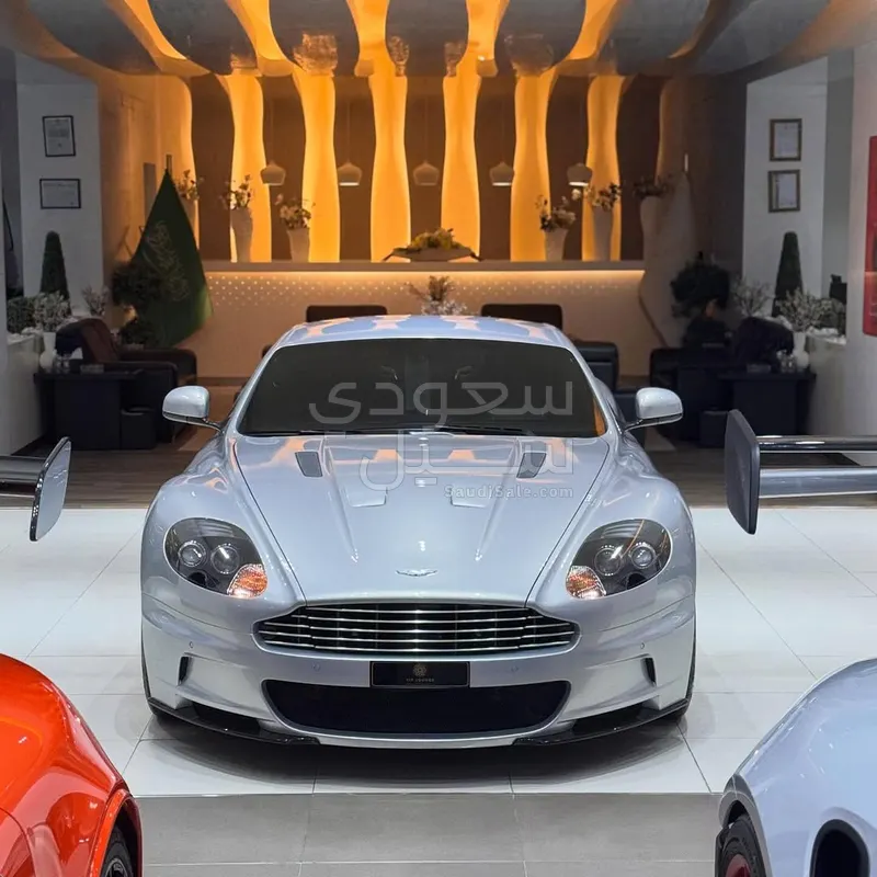 2012 استون مارتن دي بي  اس