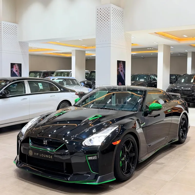 2019 نيسان جي تي - ار