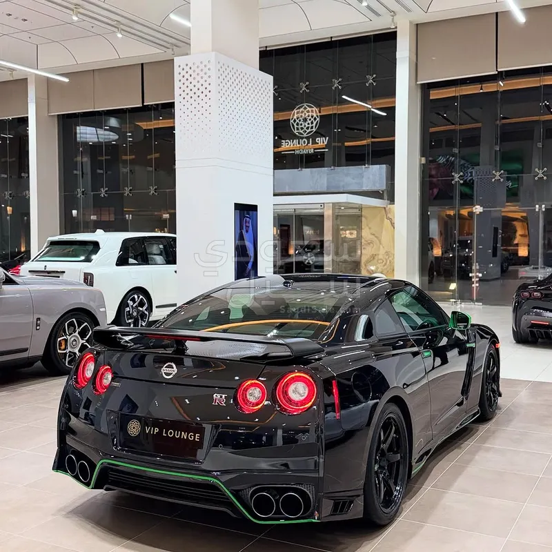 2019 نيسان جي تي - ار