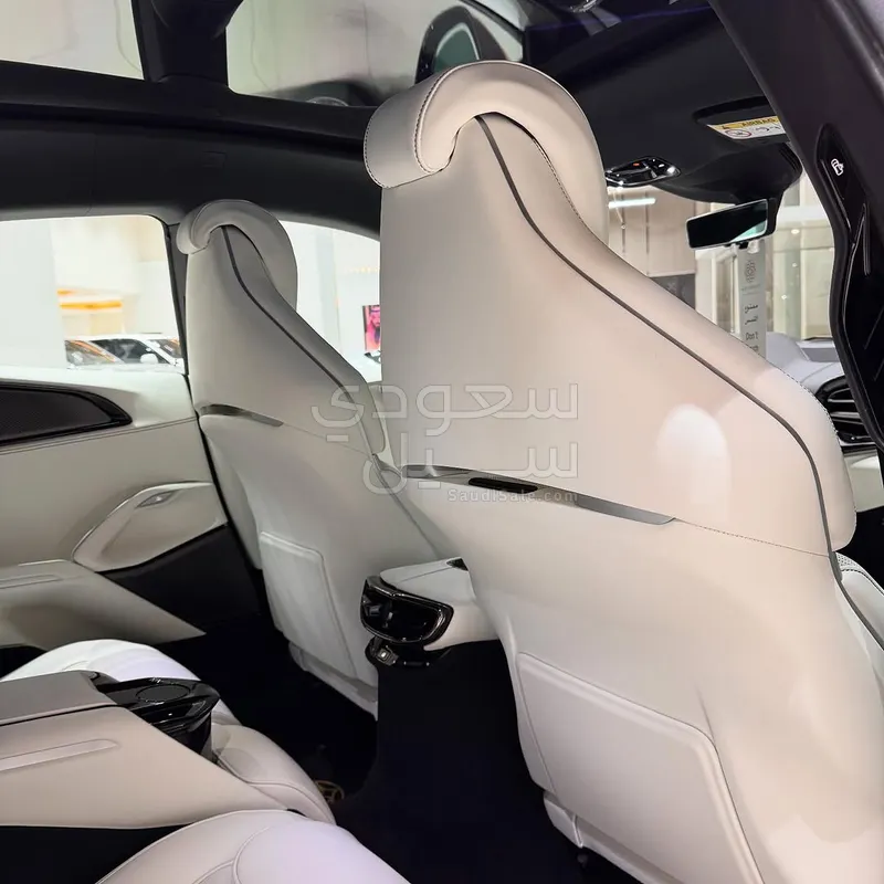 2024 فيراري بوروسانجوي